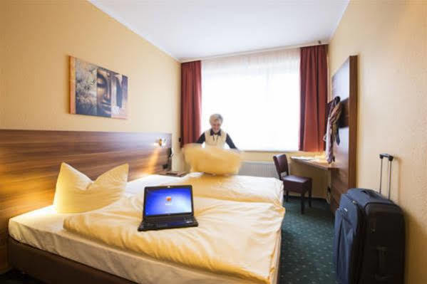 Hotel Westfalia Halle  Extérieur photo